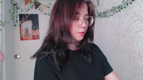 Snapshot of emmae__ chatting on 18, 9, 2025 Emma online show from 18, 9, 2025