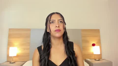 emmaespencer  online show from 14, 7, 2026