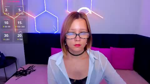 Emma 3 online show from 24, 7, 2026