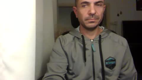 Snapshot of emmagold123 chatting on 21, 12, 2024 Ariel online show from 21, 12, 2024