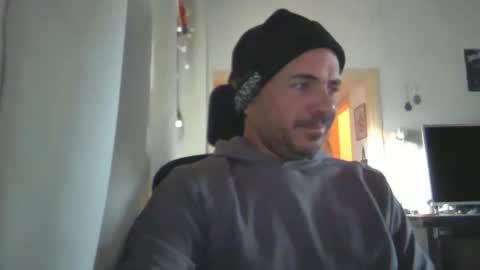 Snapshot of emmagold123 chatting on 27, 1, 2025 Ariel online show from 27, 1, 2025