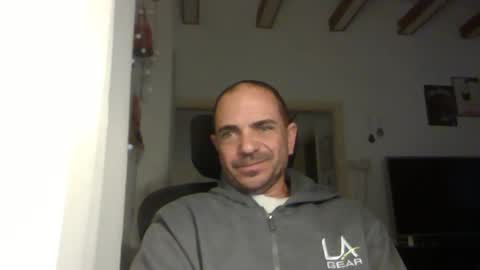 Snapshot of emmagold123 chatting on 5, 3, 2025 Ariel online show from 5, 3, 2025