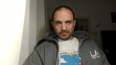 Snapshot of emmagold123 chatting on 12, 3, 2025 Ariel online show from 12, 3, 2025