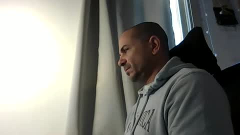 Snapshot of emmagold123 chatting on 18, 11, 2025 Ariel online show from 18, 11, 2025