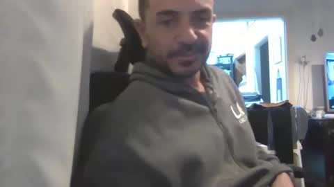 Snapshot of emmagold123 chatting on 16, 1, 2026 Ariel online show from 16, 1, 2026