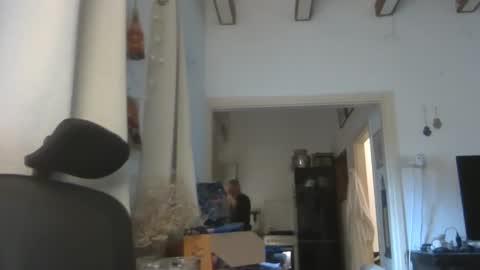 Snapshot of emmagold123 chatting on 14, 3, 2026 Ariel online show from 14, 3, 2026