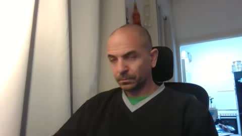 Snapshot of emmagold123 chatting on 14, 3, 2026 Ariel online show from 14, 3, 2026