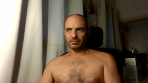 Snapshot of emmagold123 chatting on 25, 6, 2026 Ariel online show from 25, 6, 2026