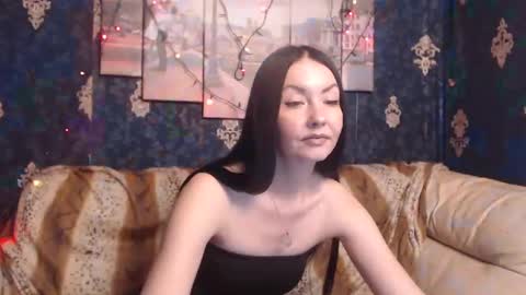 EmmaGoldX online show from 2, 2, 2025