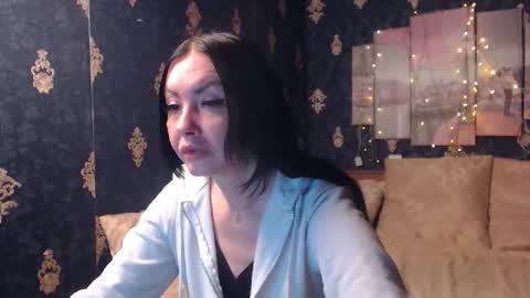 EmmaGoldX online show from 10, 11, 2025