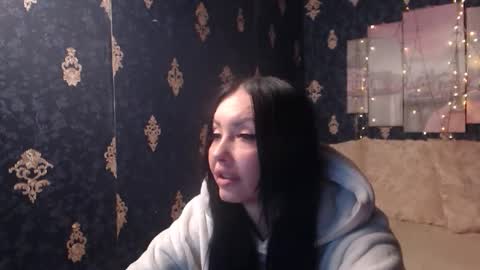 EmmaGoldX online show from 12, 11, 2025