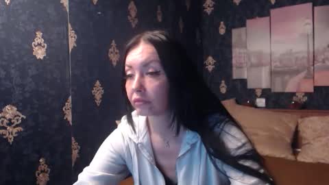 EmmaGoldX online show from 24, 11, 2025