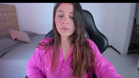 Snapshot of emmagrace99 chatting on 15, 12, 2024 Jennifer online show from 15, 12, 2024