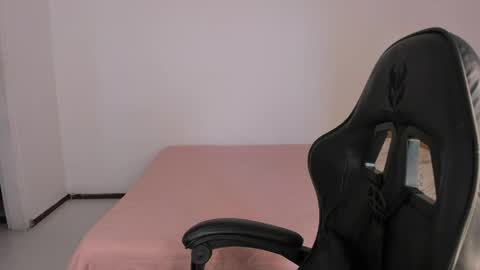 Jennifer online show from 29, 4, 2026