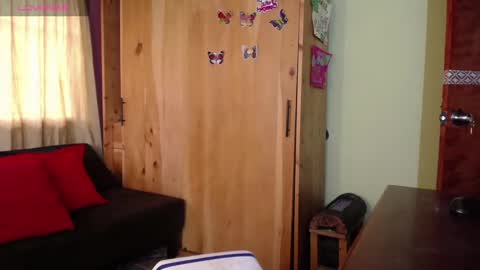 Andrea online show from 4, 1, 2025