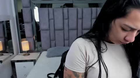 EMMA HILL online show from 16, 12, 2025