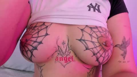 emmajohanson online show from 17, 2, 2026