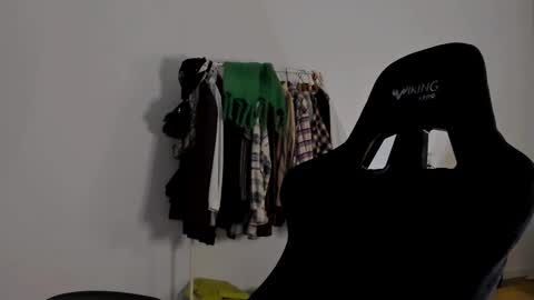 Emma online show from 22, 12, 2024