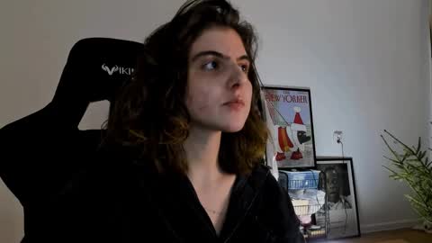 Emma online show from 25, 12, 2024