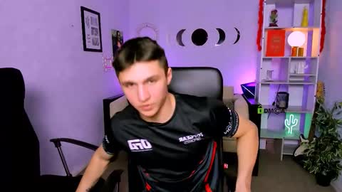 Snapshot of emmanuel_shine chatting on 23, 2, 2026 Emmi online show from 23, 2, 2026