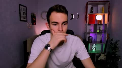 Snapshot of emmanuel_shine chatting on 17, 3, 2026 Emmi online show from 17, 3, 2026