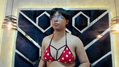 Emma 3 online show from 3, 2, 2025