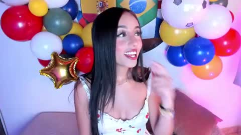 Snapshot of emmarios_qm chatting on 18, 6, 2026 Emma online show from 18, 6, 2026