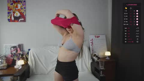 Mia online show from 12, 9, 2025