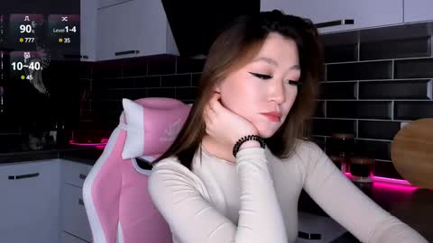 Snapshot of emmavictori chatting on 13, 2, 2025 Shaiya online show from 13, 2, 2025
