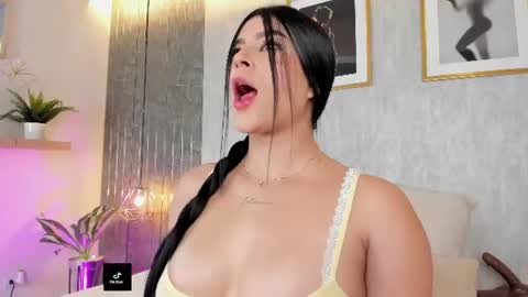 Snapshot of emmazc_ chatting on 23, 6, 2026 emmazc_ online show from 23, 6, 2026
