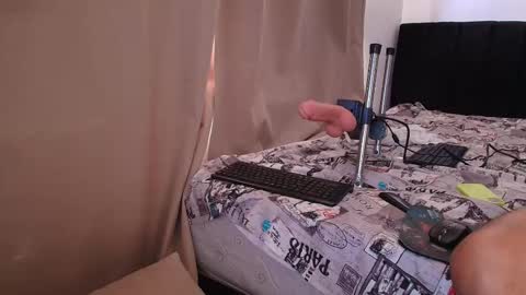 Snapshot of emmi_11 chatting on 27, 11, 2025 emmi_11 online show from 27, 11, 2025