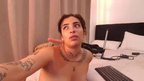 Snapshot of emmi_11 chatting on 14, 2, 2026 emmi_11 online show from 14, 2, 2026