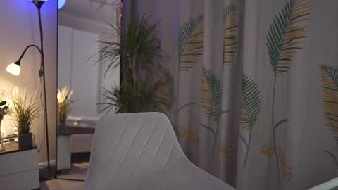 Snapshot of emmie_blush chatting on 3, 3, 2025 Emily online show from 3, 3, 2025