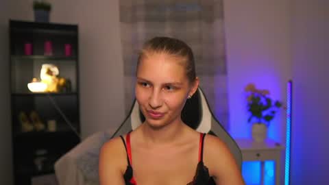 Emmie online show from 18, 6, 2026