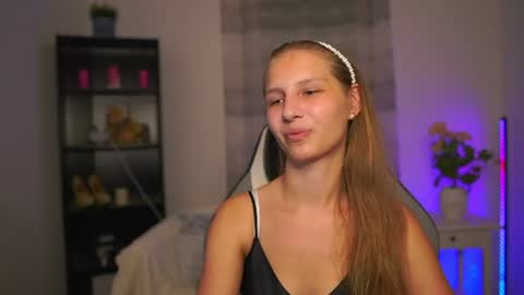 Emmie online show from 26, 6, 2026