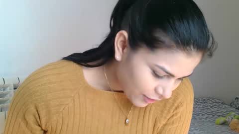 Snapshot of emmie_xxx chatting on 19, 12, 2024 emmie online show from 19, 12, 2024