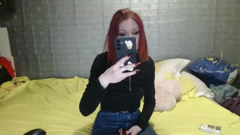 Emmily000 online show from 16, 2, 2025