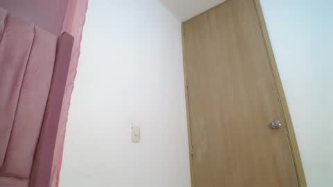 emmily online show from 18, 2, 2025