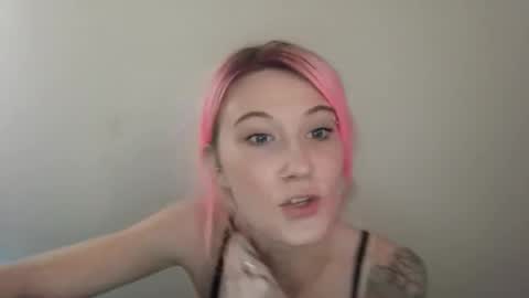 Snapshot of emmwarr1514 chatting on 13, 1, 2026 emmwarr1514 online show from 13, 1, 2026