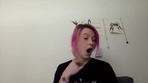 Snapshot of emmwarr1514 chatting on 11, 2, 2026 emmwarr1514 online show from 11, 2, 2026