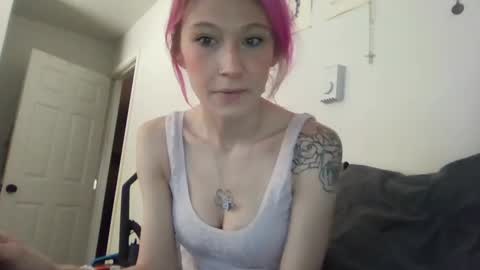 Snapshot of emmwarr1514 chatting on 13, 2, 2026 emmwarr1514 online show from 13, 2, 2026