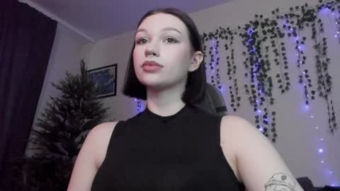 Emily Johny online show from 5, 12, 2024