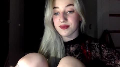 Snapshot of emmydesire chatting on 6, 3, 2026 Emmy online show from 6, 3, 2026