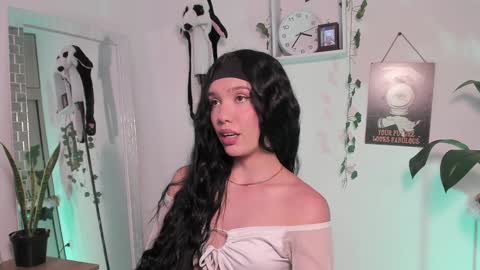 Snapshot of emperatriiiz chatting on 4, 2, 2025 Emperatriz online show from 4, 2, 2025