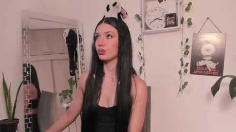 Snapshot of emperatriiiz chatting on 10, 2, 2025 Emperatriz online show from 10, 2, 2025