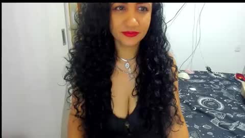 emperatriztapia online show from 22, 10, 2025