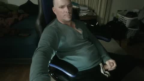 Snapshot of emsguy1 chatting on 20, 9, 2025 Matt online show from 20, 9, 2025