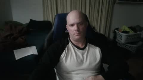 Snapshot of emsguy1 chatting on 5, 10, 2025 Matt online show from 5, 10, 2025