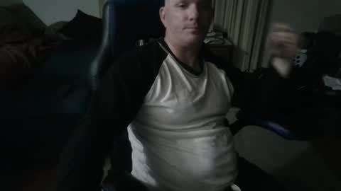 Snapshot of emsguy1 chatting on 23, 10, 2025 Matt online show from 23, 10, 2025