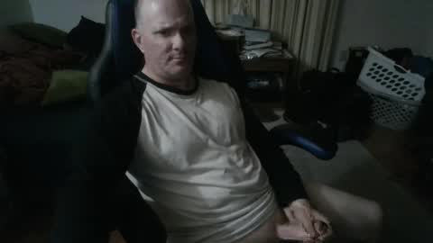 Snapshot of emsguy1 chatting on 8, 11, 2025 Matt online show from 8, 11, 2025